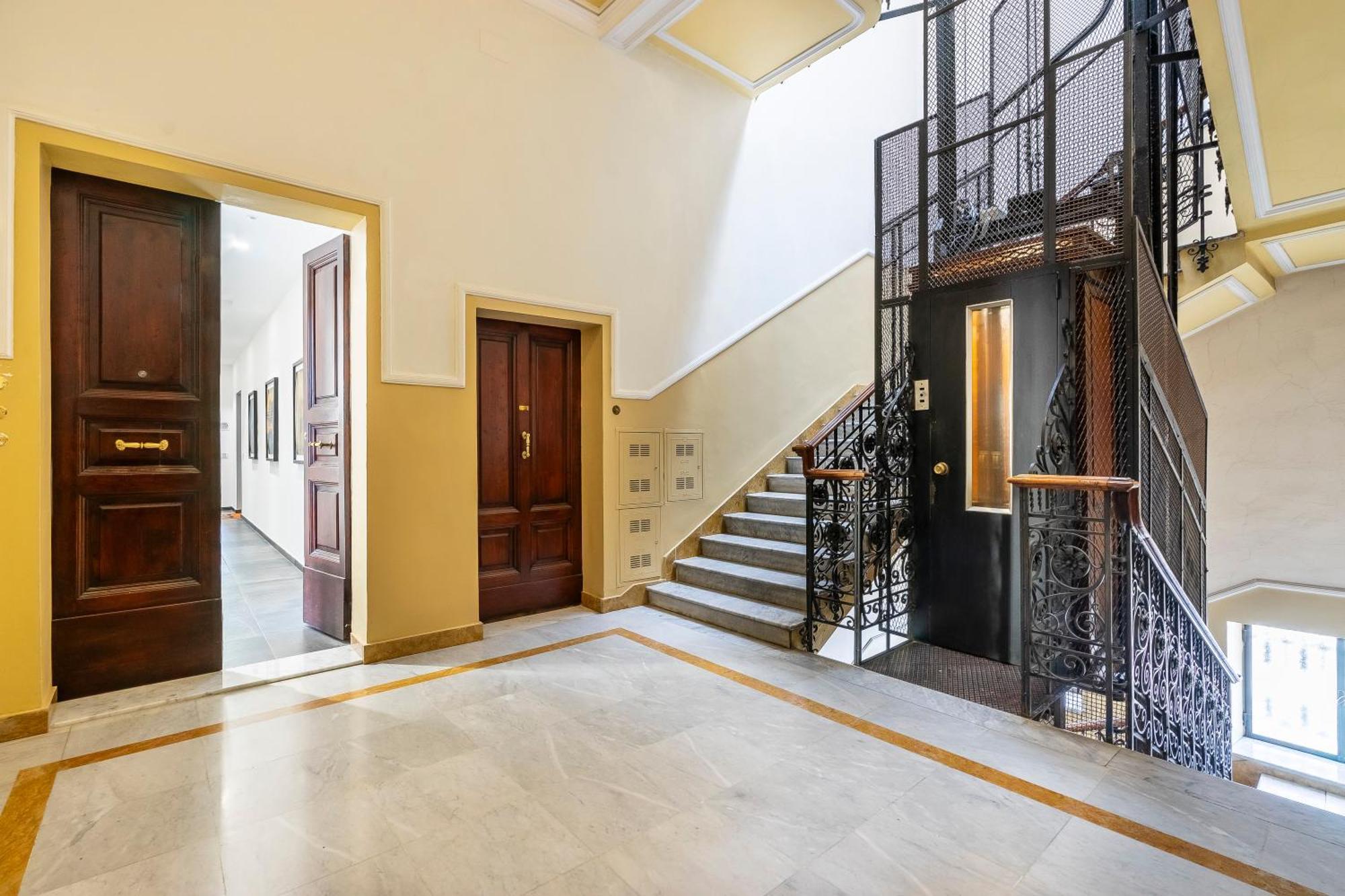 San Marco Black Appartamento Luxury Con Terrazzo E Parcheggio Su Richiesta Florence Exterior photo